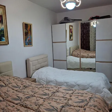 Gjuhadol Apartment *